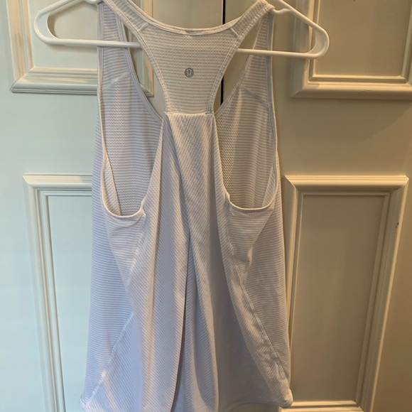Lululemon white and gray tank - Picture 4 of 7